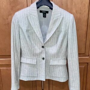 Gorgeous Body by Victoria Gray & Pink Stripes Women’s 2 Piece Suit Sz 8